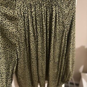 H&M Green and Black Speckled Blouse
